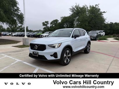 Certified 2025 Volvo XC40 B5 Plus