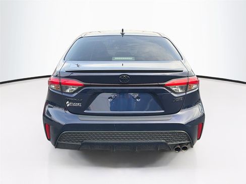 Used 2021 Toyota Corolla XSE image 6