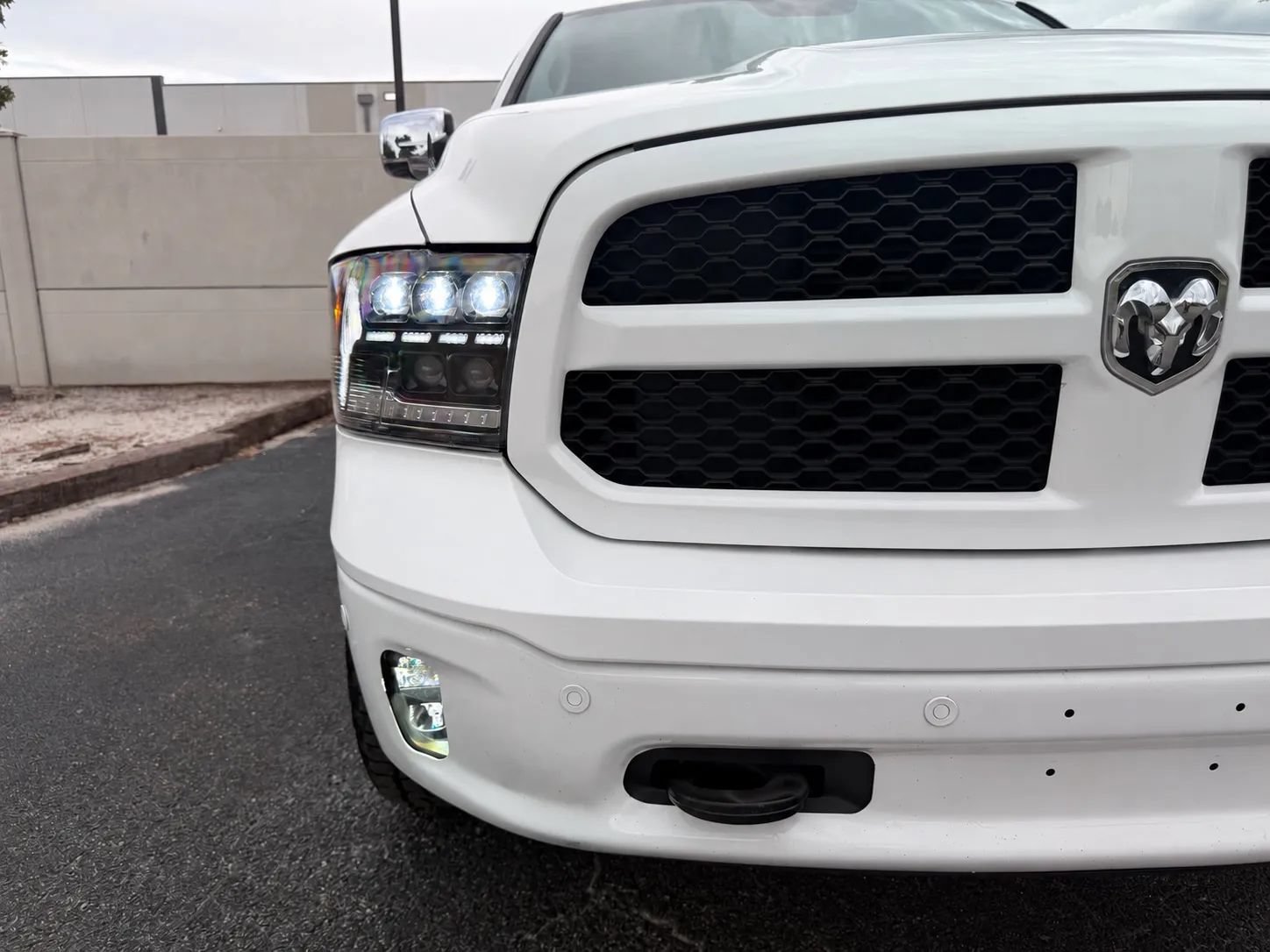 Used 2015 RAM 1500 Laramie Longhorn w/ Convenience Group AWD/4WD image 32
