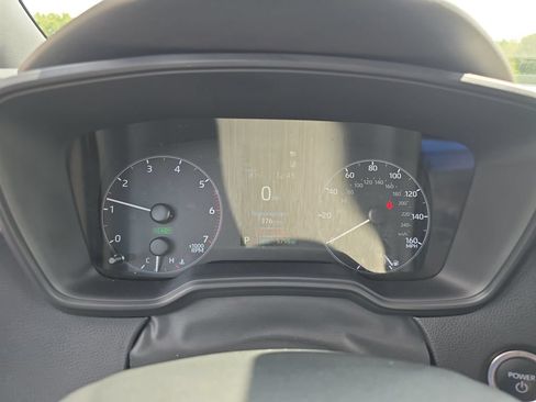 Certified 2025 Toyota Corolla SE FWD image 22