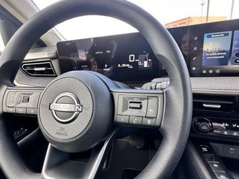 New 2026 Nissan Kicks SV image 18