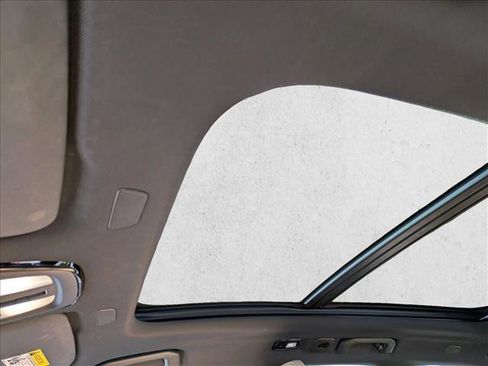 Certified 2023 Volvo XC60 T8 Ultimate image 14