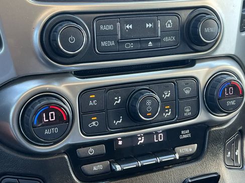 Used 2018 Chevrolet Tahoe LT RWD image 24