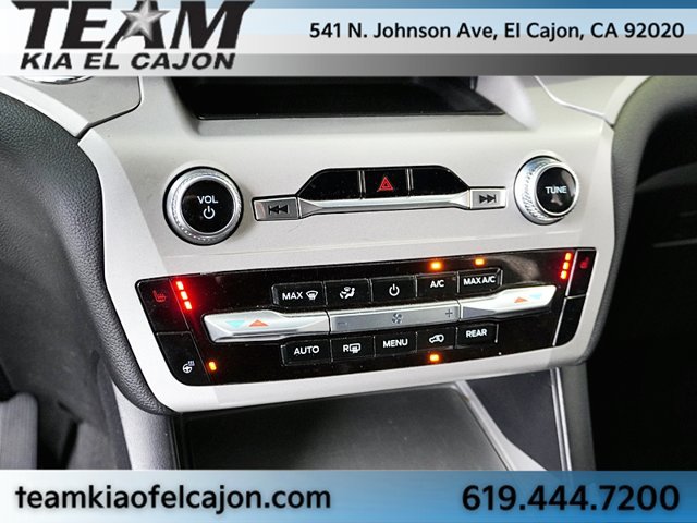 Used 2023 Ford Explorer XLT w/ Equipment Group 202A AWD/4WD image 32