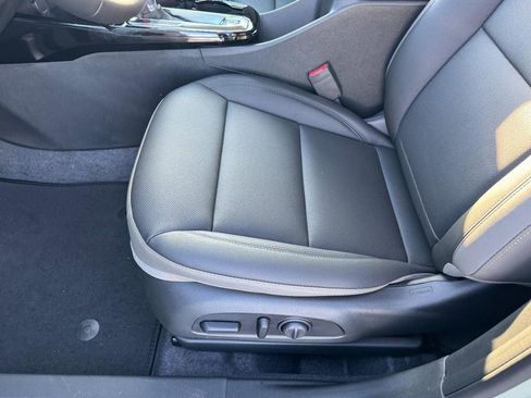 New 2026 Chevrolet Trax ACTIV w/ Driver Confidence Package image 9