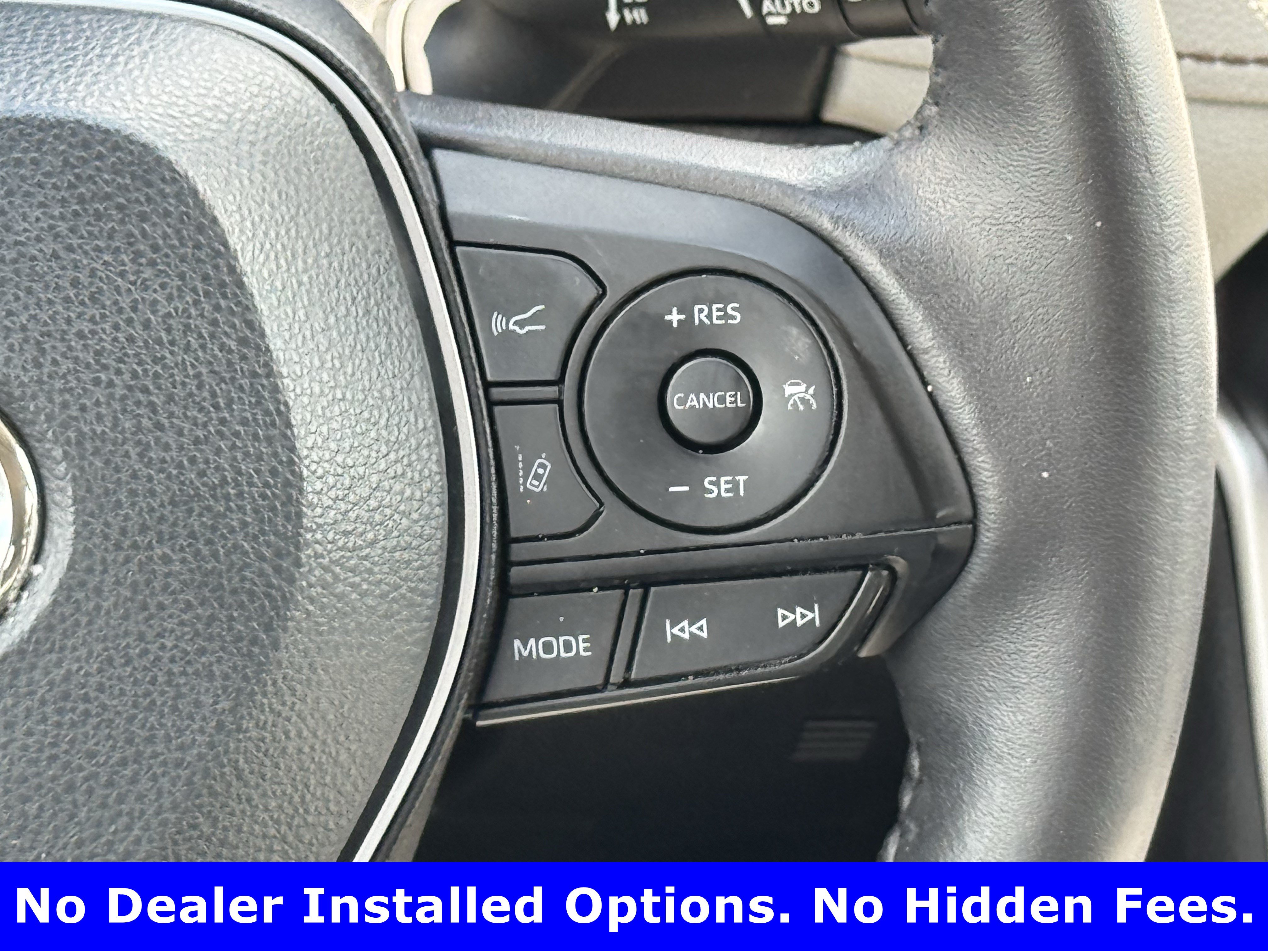 Used 2022 Toyota RAV4 XLE Premium AWD/4WD image 13