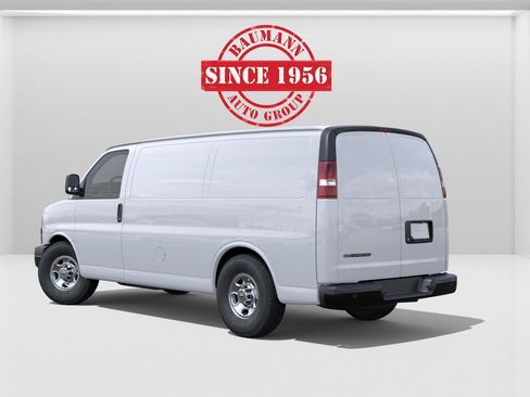 New 2026 Chevrolet Express 2500 w/ Driver Convenience Package RWD image 28