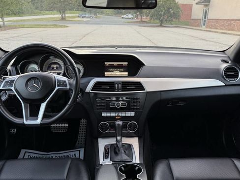 Used 2013 Mercedes-Benz C 250 Sedan w/ Premium 1 Pkg image 19