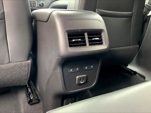 Used 2021 Chevrolet Equinox Premier FWD image 35