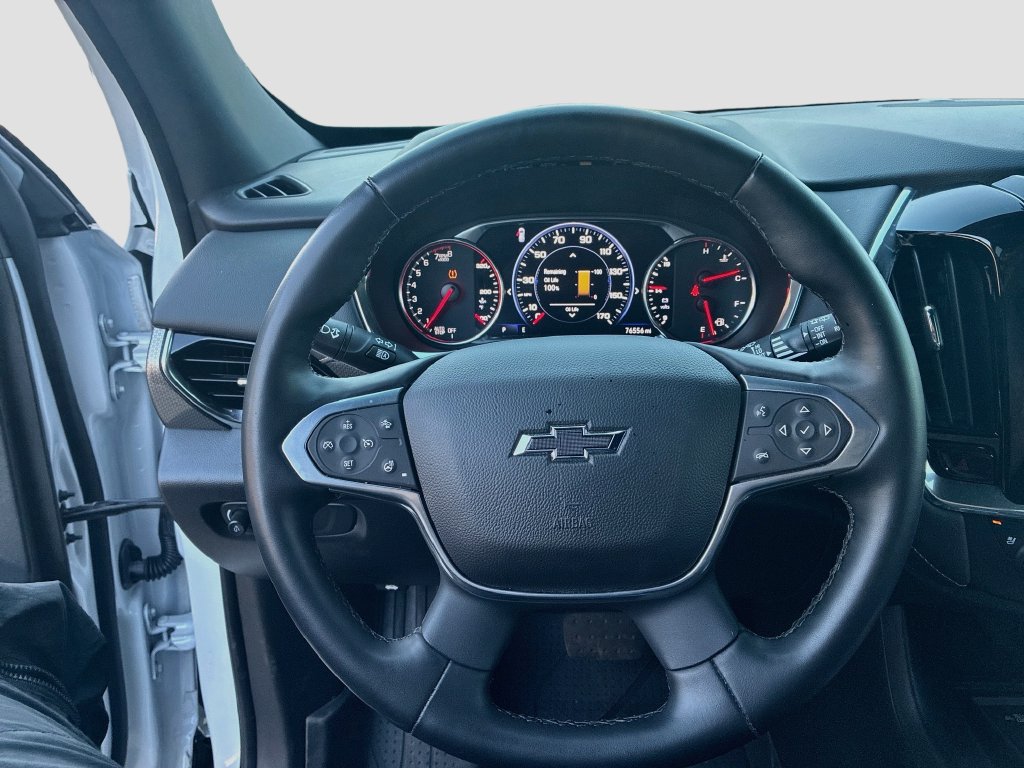 Used 2023 Chevrolet Traverse Premier w/ Redline Edition FWD image 11