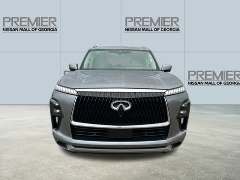Used 2025 INFINITI QX80 Sensory image 2