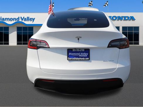 Used 2021 Tesla Model Y Long Range AWD/4WD image 5