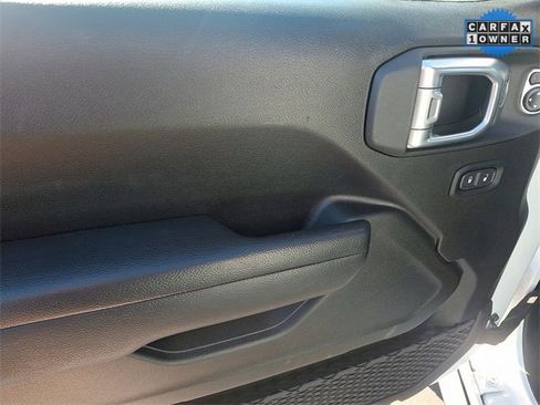 Used 2024 Jeep Gladiator Rubicon image 12