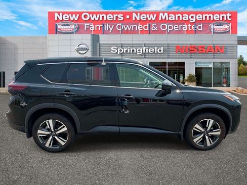 Used 2024 Nissan Rogue SL w/ SL Premium Package AWD/4WD image 4