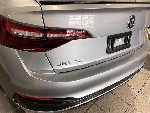 Used 2023 Volkswagen Jetta Sport FWD image 27
