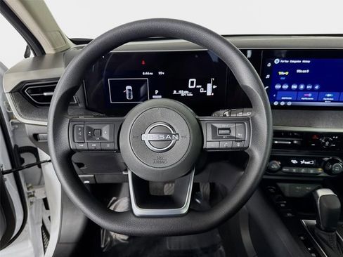 Certified 2026 Nissan Kicks SV FWD image 13