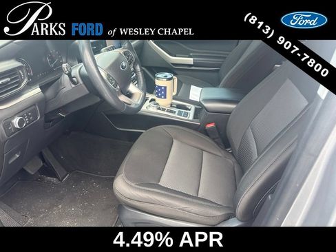 Used 2022 Ford Explorer XLT w/ Class IV Trailer Tow Package RWD image 5