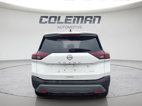 Used 2023 Nissan Rogue S image 4