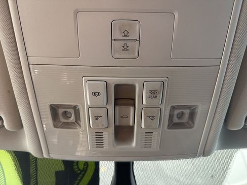 Used 2017 Volkswagen Golf Alltrack SE image 33