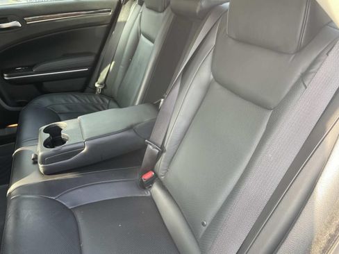 Used 2023 Chrysler 300 Touring L w/ Comfort Group RWD image 11