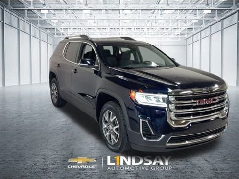 Used 2022 GMC Acadia SLE w/ Driver Convenience Package image 4