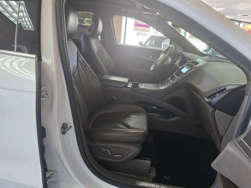Used 2016 Lincoln MKX Reserve w/ Driver Assistance Package AWD/4WD image 16