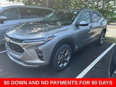 Used 2025 Chevrolet Trax LT