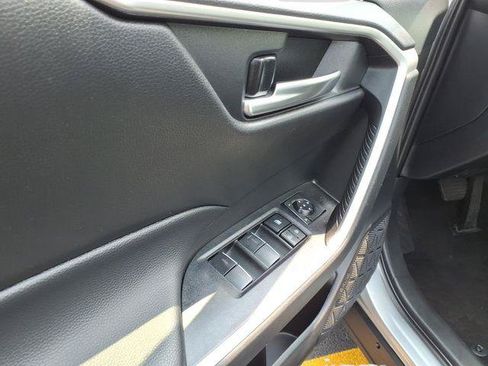 Certified 2025 Toyota RAV4 XLE AWD/4WD image 4