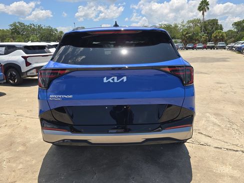 New 2026 Kia Sportage SX FWD image 7