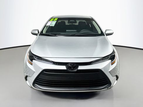 Used 2023 Toyota Corolla LE w/ LE Convenience Package FWD image 11