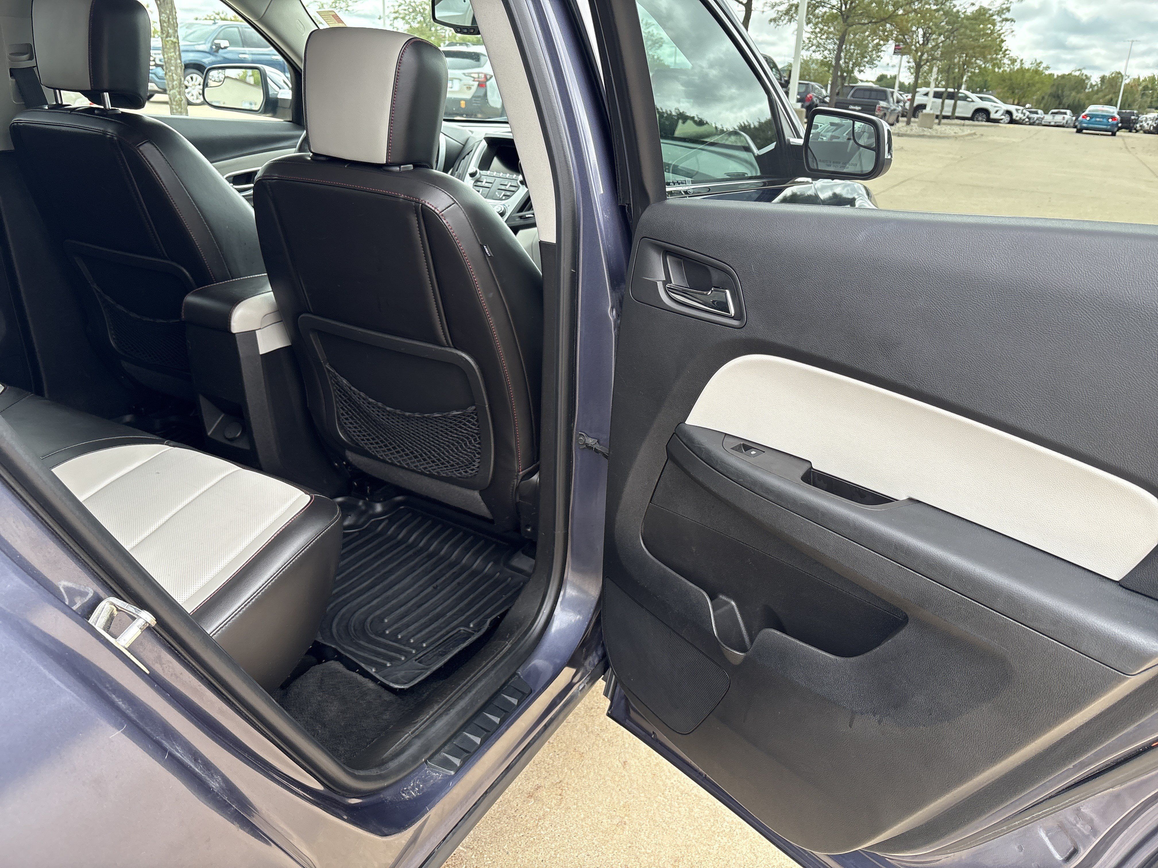 Used 2014 Chevrolet Equinox LTZ FWD image 13