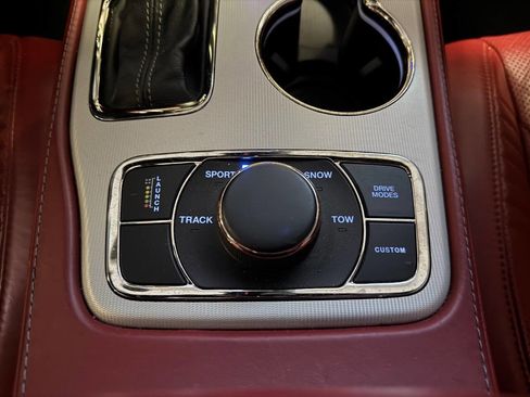 Used 2018 Jeep Grand Cherokee Trackhawk image 45