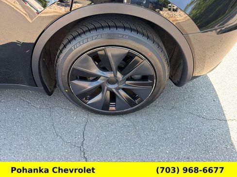 Used 2025 Tesla Model Y Long Range RWD image 46