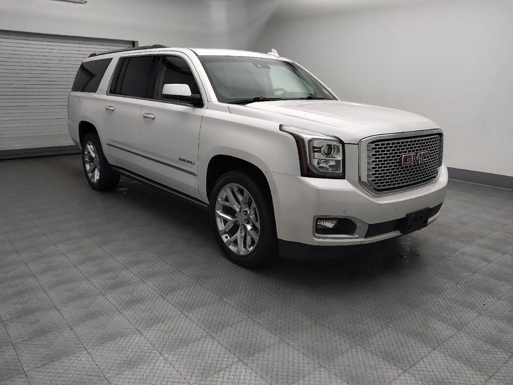 Used 2017 GMC Yukon XL Denali w/ Open Road Package AWD/4WD image 11