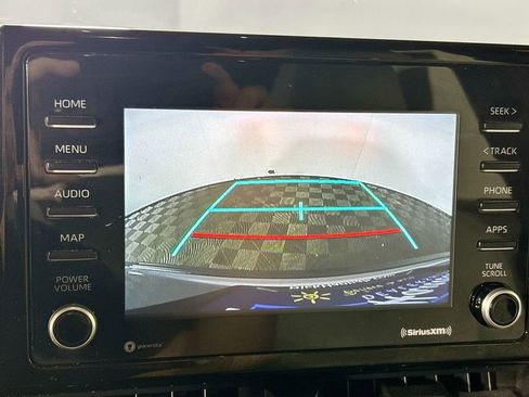 Used 2022 Toyota Corolla Cross L image 17