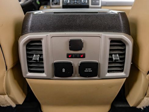 Used 2019 Ford F250 Lariat w/ Lariat Ultimate Package AWD/4WD image 36