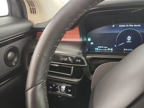 Used 2023 Lincoln Nautilus Reserve w/ Equipment Group 201A image 20