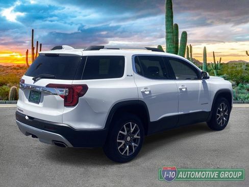 Used 2020 GMC Acadia SLE w/ Driver Convenience Package FWD image 3