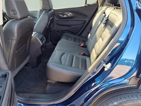 Used 2022 GMC Terrain Denali image 26