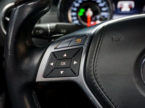 Used 2014 Mercedes-Benz SL 63 AMG image 66