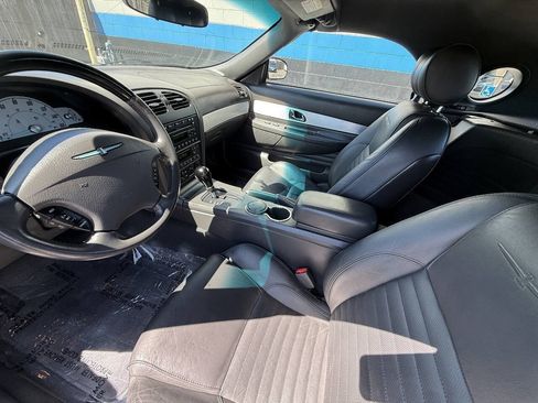 Used 2002 Ford Thunderbird RWD image 7