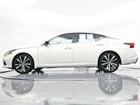 Used 2021 Nissan Altima 2.5 SR image 41