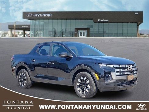New 2025 Hyundai Santa Cruz SE image 1
