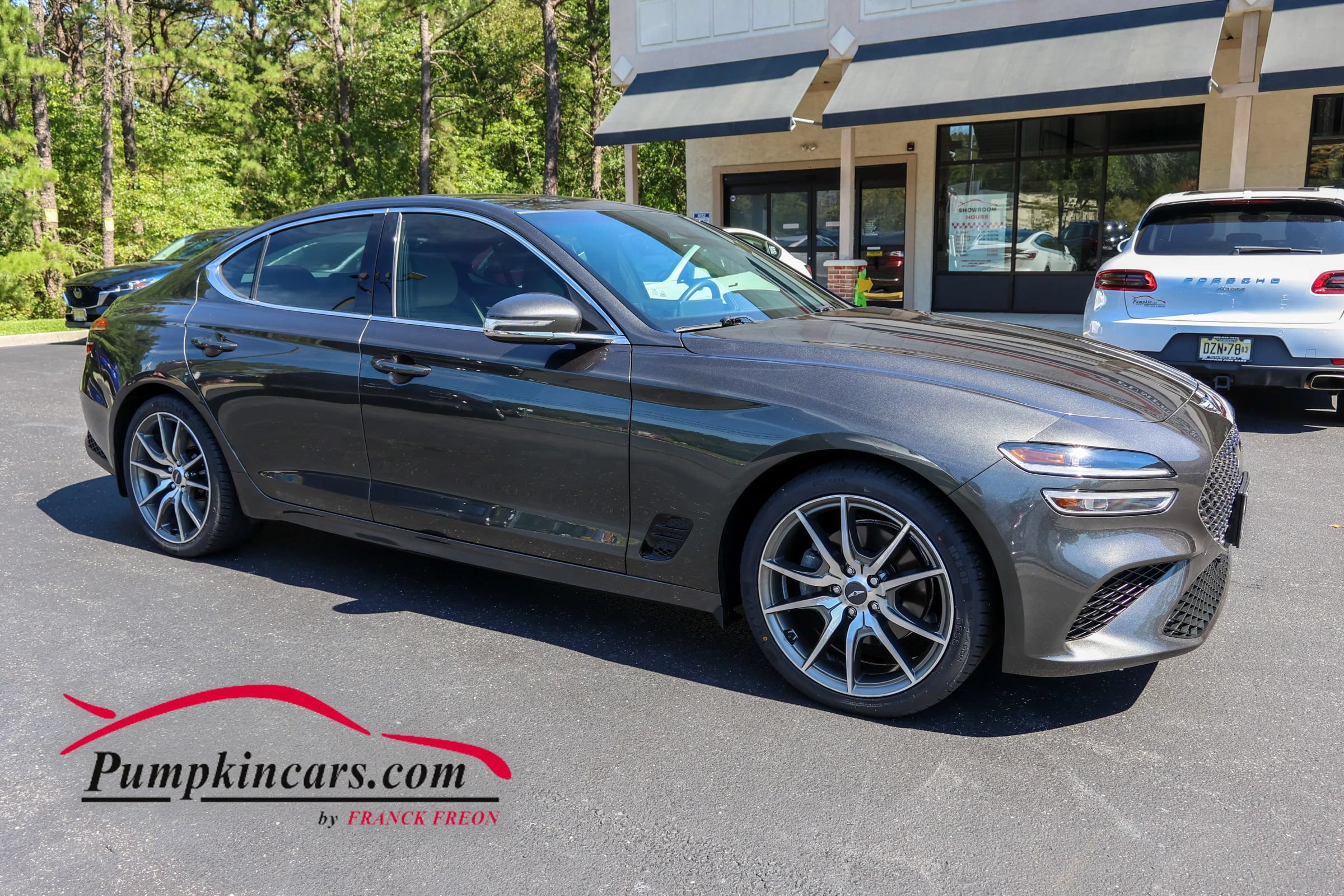 Used 2023 Genesis G70 2.0T RWD image 1