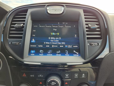 Used 2014 Chrysler 300 Uptown Edition w/ Quick Order Package 22M image 19