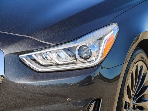 Used 2019 Genesis G90 5.0 Ultimate image 8