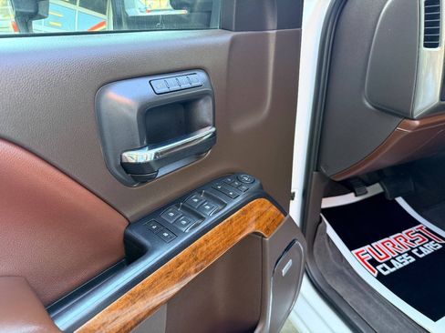 Used 2017 Chevrolet Silverado 2500 High Country w/ Duramax Plus Package AWD/4WD image 20