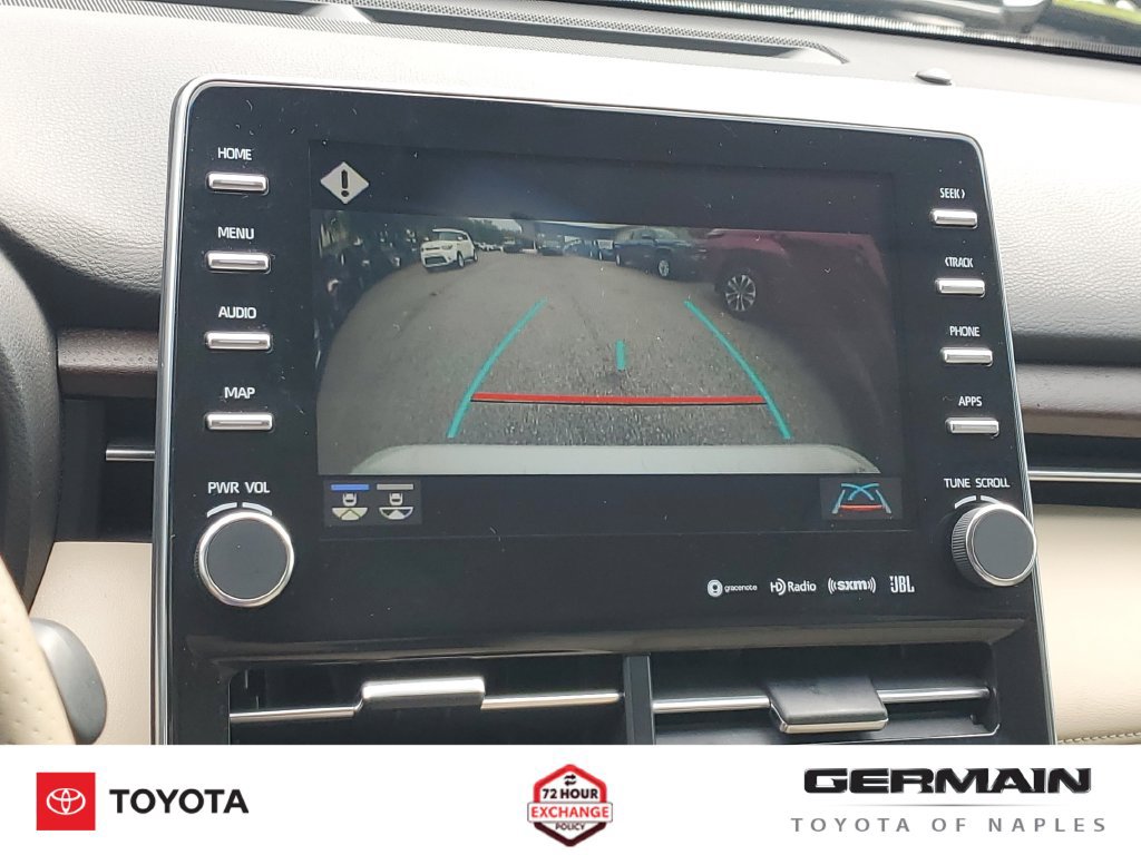 Used 2020 Toyota Avalon Limited FWD image 26