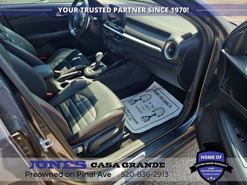 Used 2021 Kia Forte GT w/ GT2 Package FWD image 12