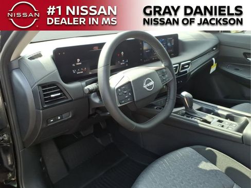 New 2026 Nissan Sentra SV w/ SV Convenience Package image 9